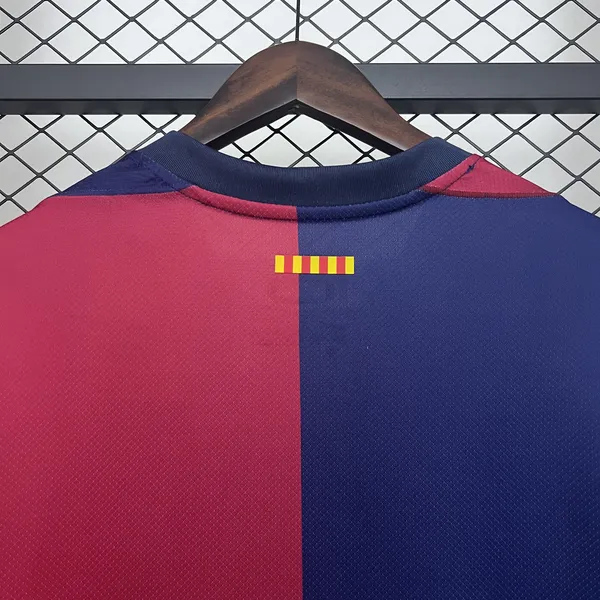 Camisola Barcelona x Travis Scott 2025/26 - Vista 3