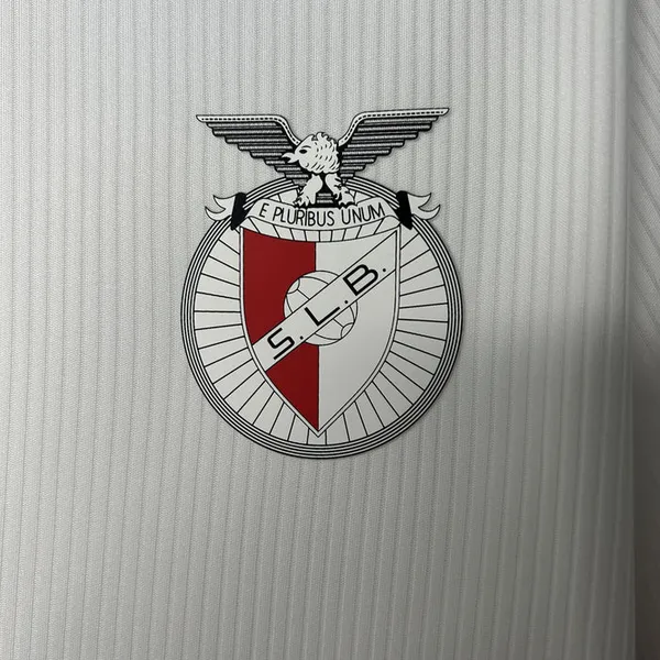 Camisola Edição Especial RETRO Benfica 2025/2026 - Vista 3